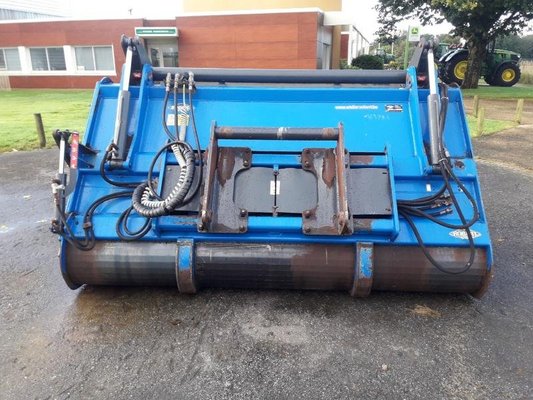 Godet désileur Robert BMH3200