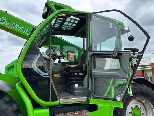 Chariot élévateur télescopique Merlo TF427CS