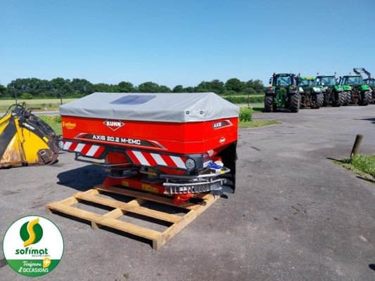 Distributeur d'engrais Kuhn AXIS202M EMC