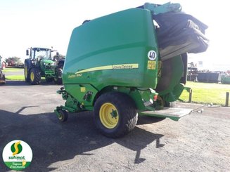 Presse à balles rondes John Deere 990 - 2