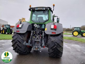 Tracteur agricole Fendt 826 - 4