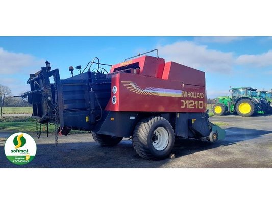 Presse à balles rondes New Holland D1210