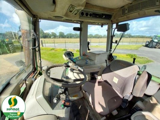 Tracteur agricole Fendt 714
