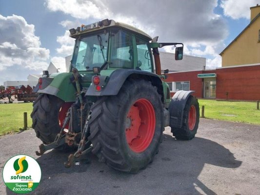 Tracteur agricole Fendt 714