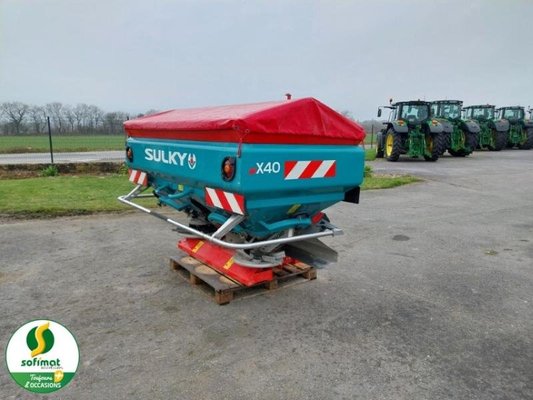 Distributeur d'engrais - X40