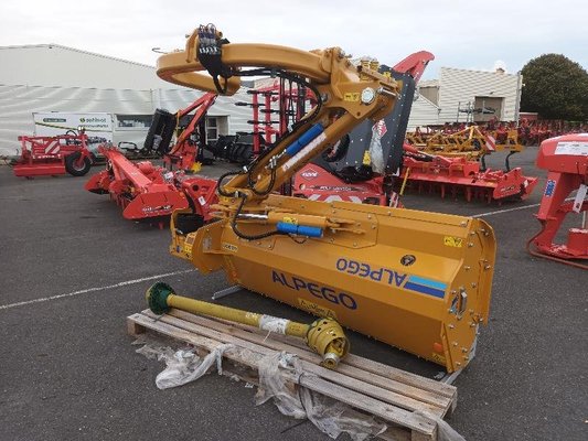 Broyeur à axe horizontal Alpego TL50220