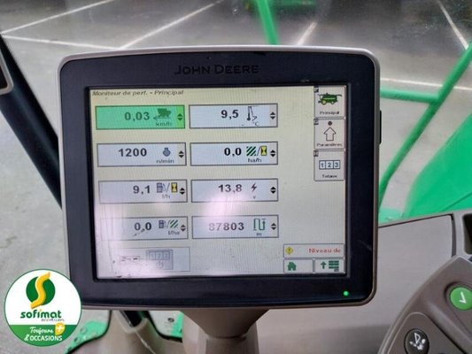 Moissonneuse batteuse John Deere T670