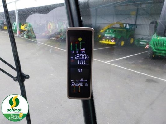 Moissonneuse batteuse John Deere T670