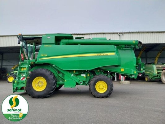 Moissonneuse batteuse John Deere T670