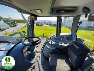 Tracteur agricole Valtra N122 - 6