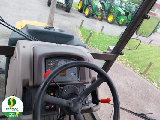 Tracteur agricole Renault ERGOS446