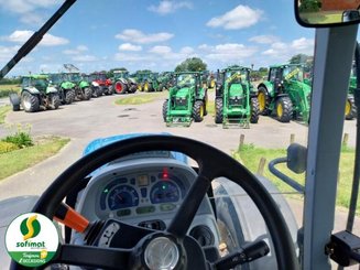 Tracteur agricole New Holland T7235 - 7