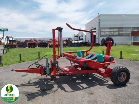 Presse enrubanneuse Taarup 7420