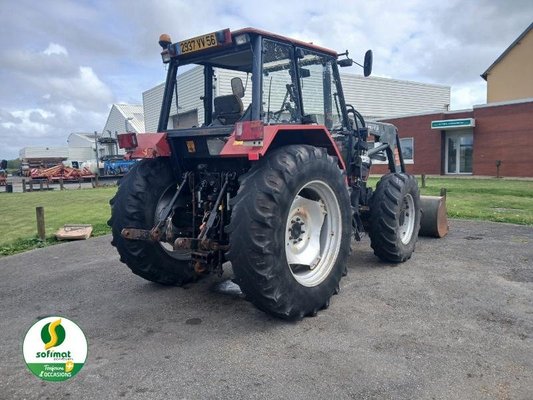 Tracteur agricole Case IH 4220