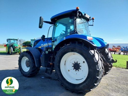 Tracteur agricole New Holland T7 195S