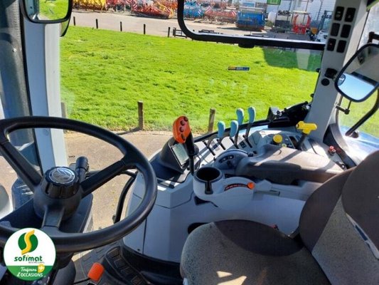 Tracteur agricole New Holland T7 195S