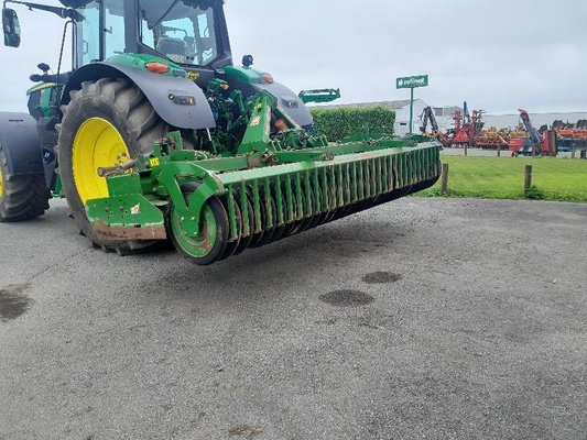 Herse rotative Amazone KE